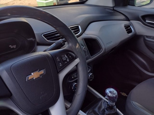 Chevrolet Onix Onix 1.0 MPFI LT 8V FLEX 4P MANUAL