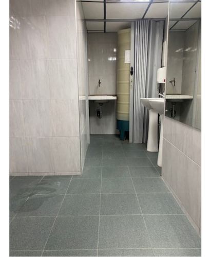 Vendo Oficina 332m2 Torre Banvenez El Recreo 1335