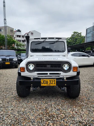 Daihatsu F20