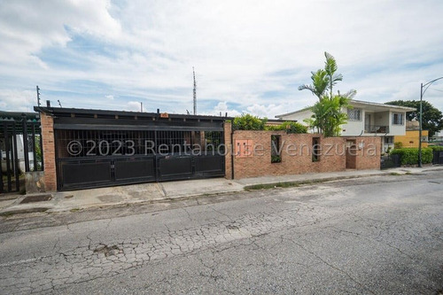 Casa En Venta El Marques Jose Carrillo Bm Mls #25-2098