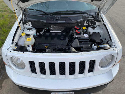 Imagen 10 de 14 de Jeep Patriot 2012 2.0 Sport 4x2 156cv Mtx