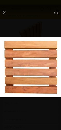 Imagem 5 de 6 de Deck De Madeira Modular Madeira 4unidades 35x35 Frete Grátis