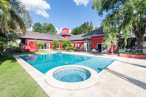 Casa En Venta En Farm Club