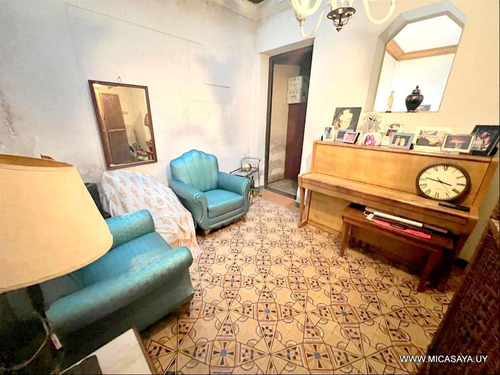 Venta O Permuta Casa En 8 De Octubre, 3 Dormitorios