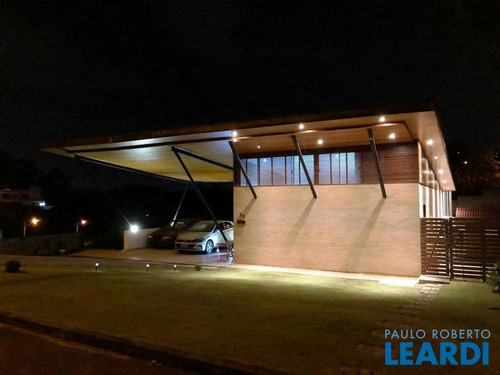 Imagem 1 de 15 de Casa Em Condomínio - Condomínio Santa Tereza - Sp - 574468