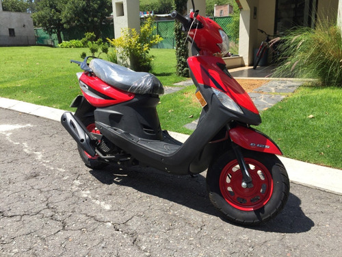 Motoneta Italika D125