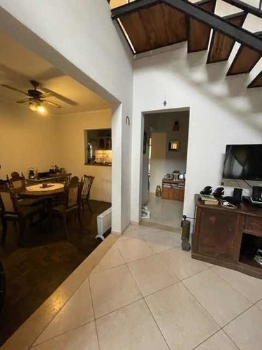 Imagen 9 de 9 de Venta - Casa Con Jardín En Calle Chimondegui - Monte Grande