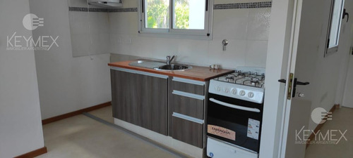 Casa - Dúplex- Departamentos - Los Hornos - La Plata
