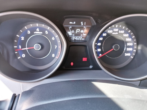 Imagen 2 de 13 de Hyundai Elantra Gls Premium 4869