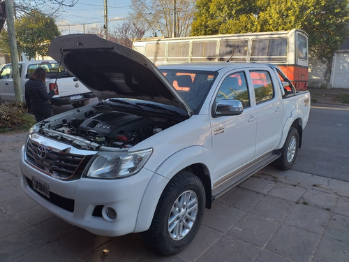 Toyota Hilux Srv 2013 4x4 Impecable!!