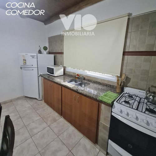 Complejo Turístico Con Piscina En Colón