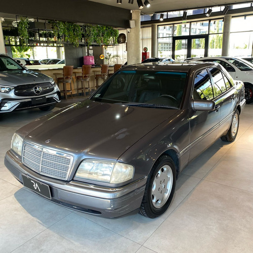 Mercedes-benz Clase C 2.2 C220 Elegance