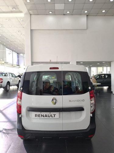 Imagen 6 de 17 de Renault Kangoo 1.6 Furgon Ph3 Confort 5as Md Descuento 0km