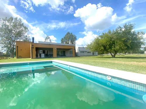 Venta Casa Minimalista En Fincas De San Vicente