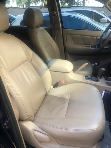 Toyota Hillux Sw4 Gasolina7 Lugares