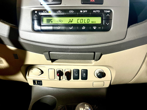 Toyota Hilux 3.0 Srv Cab. Dupla 4x4 Aut. 4p