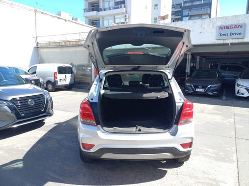 Imagen 6 de 15 de Chevrolet Tracker Premier