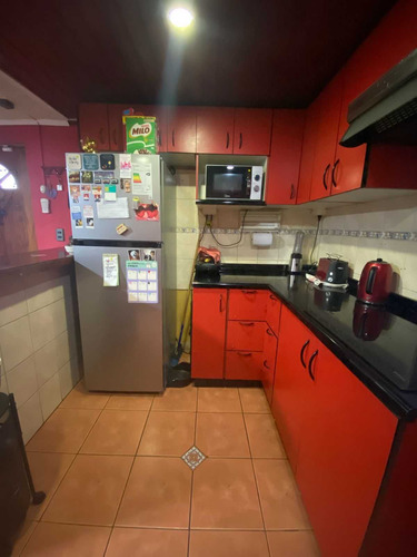 Hermosa Y Amplia Casa En Curico (105887)