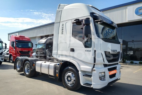 Imagem 8 de 12 de Iveco Hi Way 600s44 6x2, Ano 2018/2019