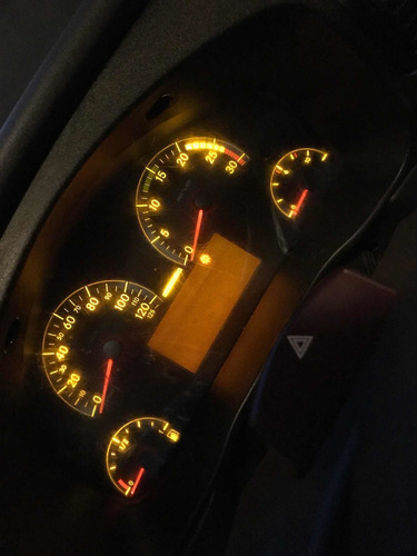 Mercedes Benz Accelo 815