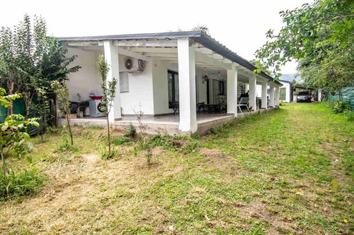 Casa 4 Dormitorios Venta Campo Quijano