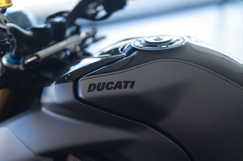 Ducati Streetfighter V4s 2023 - Customização Exclusiva!