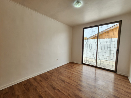 Venta Casa Remodelada Pasaje 8 , La Cisterna