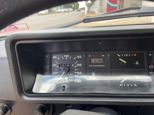 Imagem 6 de 7 de Chevette 1.6 Dl 8v Gasolina 2p Manual
