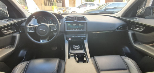 Jaguar F-pace - Motum