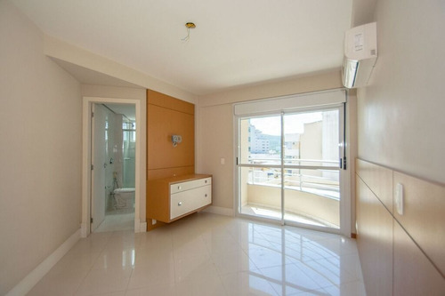 Imagem 16 de 30 de Apartamento À Venda No Bairro Agronômica - Florianópolis/sc - O-26619-43606