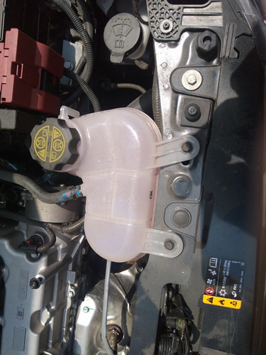 Kit Original Deposito Y Anticongelante Gm Spark Ng2016-2021