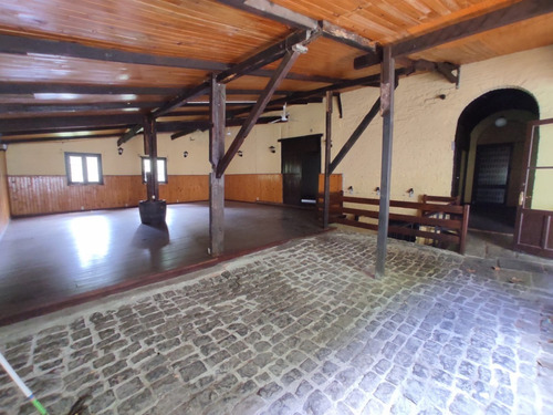 Imagen 9 de 14 de Local En Venta Sobre Av. Gral Flores En El Inicio Del Barrio Histórico #1370