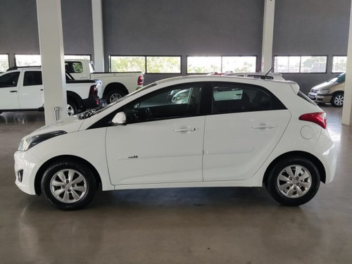 Hyundai HB20 HB20 1.6 COMFORT PLUS 16V FLEX 4P AUTOMÁTICO