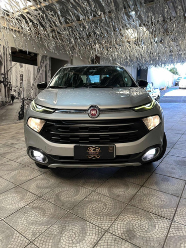 Fiat Toro 2.0 Volcano 4x4 Aut. 4p