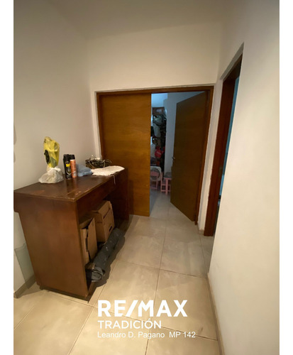 Casa En Venta Ubicación Residencial 7 Ambientes.-