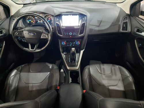 Imagem 6 de 8 de Ford Focus 2.0 Se Plus 16v Flex 4p Powershift