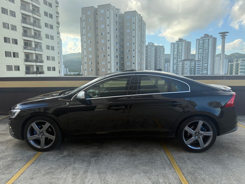 Volvo S60 3.0 T6 R-design 4p