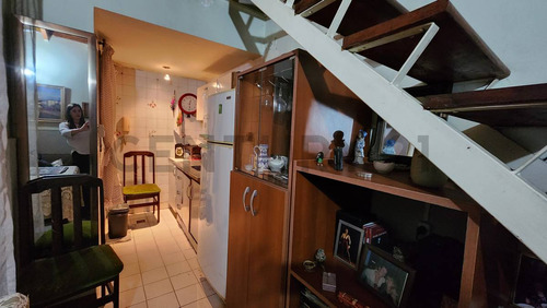 Venta De Departamento Dúplex, Tipo Ph De 2 Ambientes En La Boca