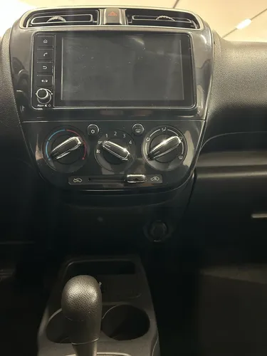 Mitsubishi Mirage 1.2 G4 GLX Cvt