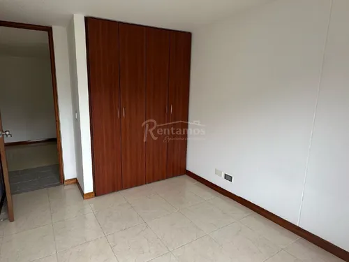 Apartamento En Arriendo En Cumbres. Cod A776085