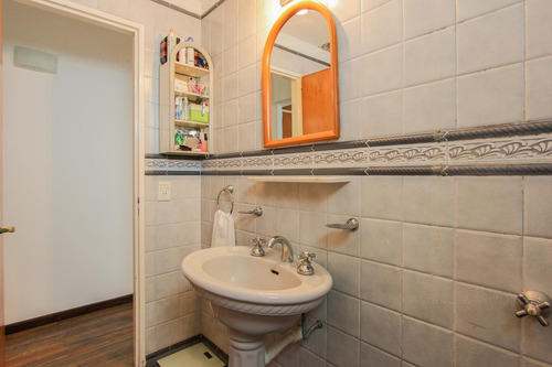Venta De Casa 5 Ambientes En Banco Provincia - Zona Golf, Moreno