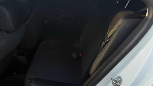 Chevrolet Onix plus 1.0 joy black