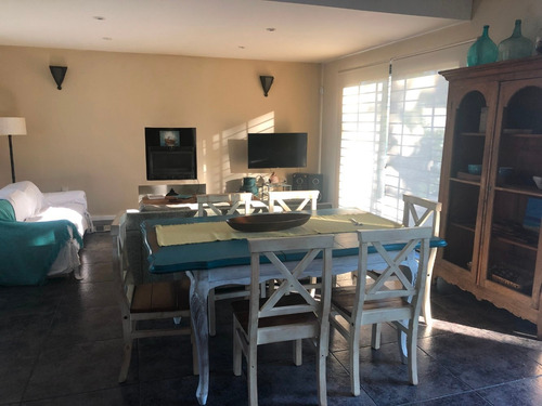 Comoda Casa 2 Pisos,pinares, 3 Dorm, 3 Baños, Estar, Piscina