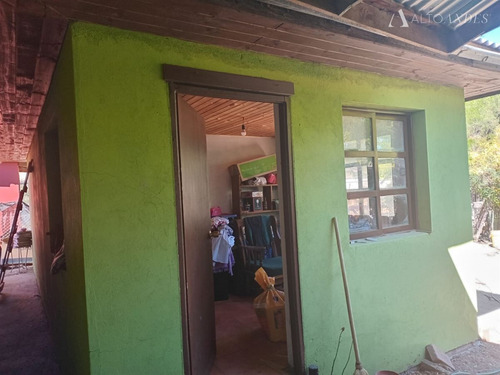 Casa En Venta De 5 Dorm. En Marchigüe