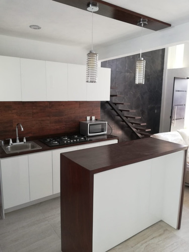 Imagen 9 de 19 de En Venta Linda Casa De 2 Niveles Con Alberca Y Jardin En Colonia Cuautlixco Cerca Del Centro De Cuautla