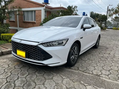 BYD Quin Plus 1.5 Dm-I