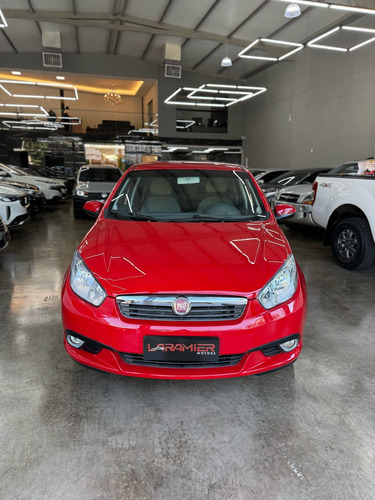 Fiat Grand Siena 1.6 16v Essence Flex Dualogic 4p