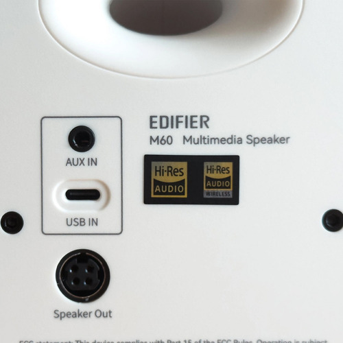 Bocina Edifier Estudio M60 Color Blanco