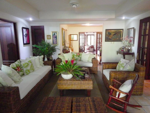 Imagen 4 de 9 de Casa En Cuesta Hermosa 1 En Venta.