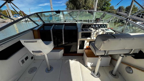 Imagen 4 de 15 de Sea Ray 330 Expres 2 Caterpillar 330 Linea De Eje Web Marine